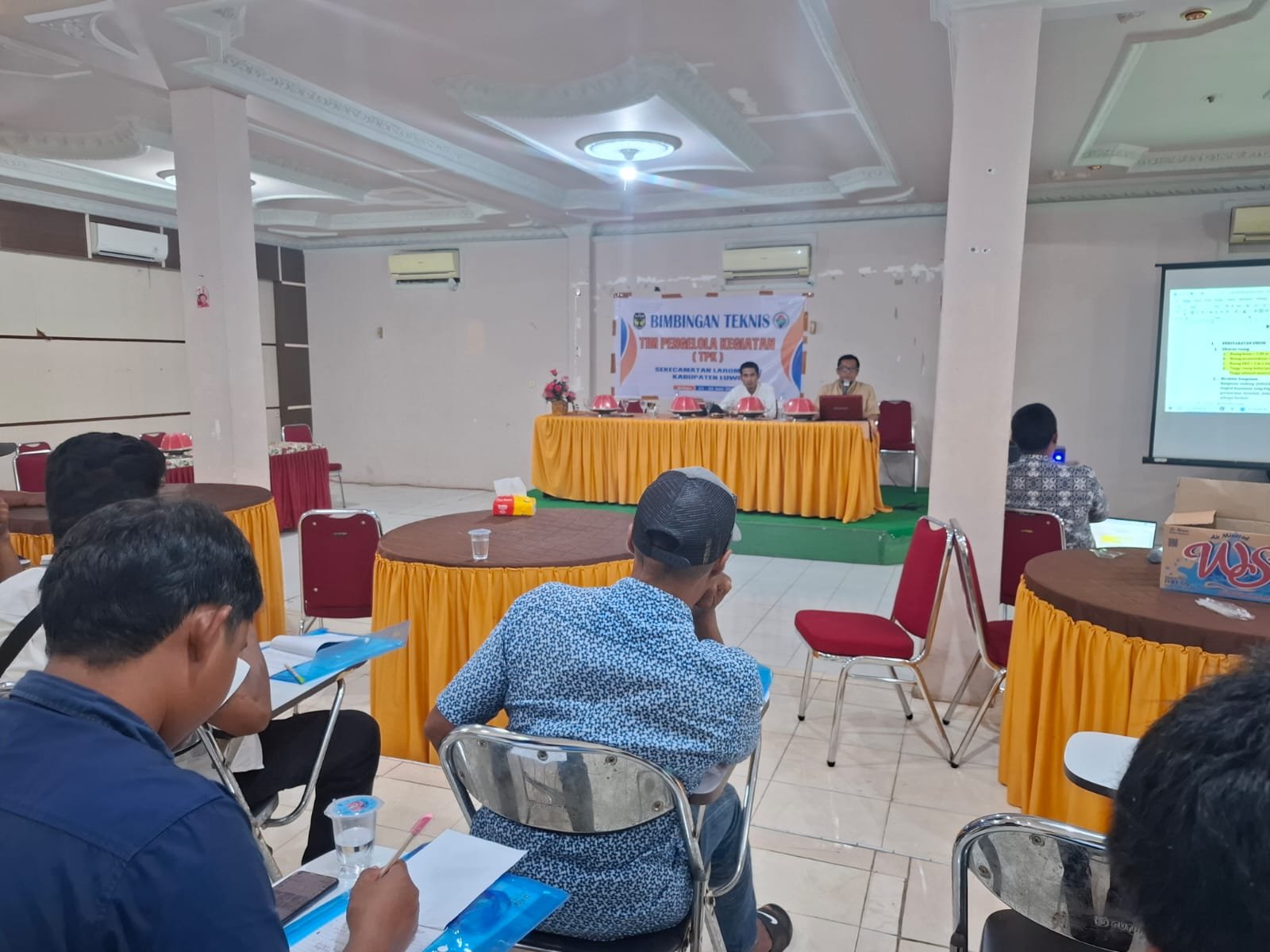 Tingkatkan Kapasitas Pengelola Giat Desa, Bimtek TPK Kecamatan Larompong Resmi Dibuka